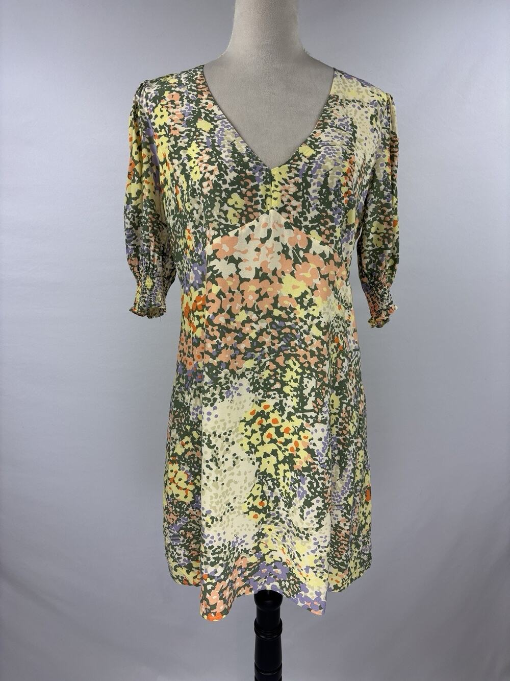 Rails Roma Gardenia Floral Mini Dress Yellow Green Print Medium V-neck Lined